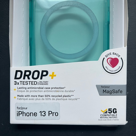 Otter Box symmetry + iPhone 13 Pro never used - Picture 3 of 4